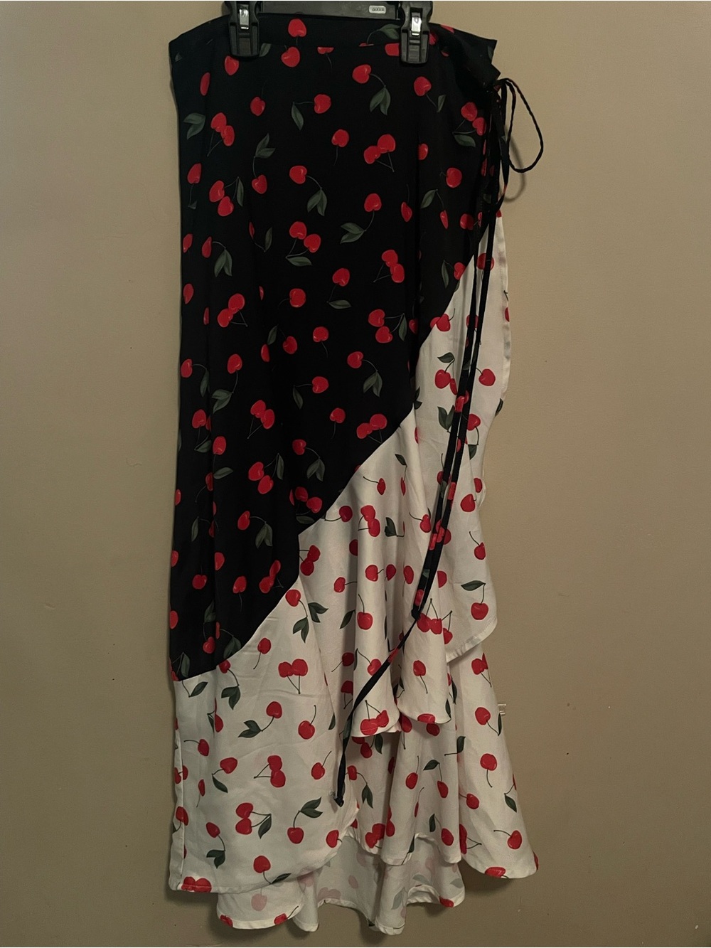 SUMMERSVLT Cherry Print Wrap Midi Skirt M Black White Ruffle Cottagecore Flirty